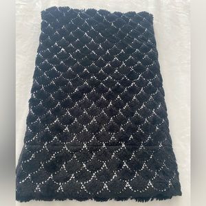 Regency Collection Black Faux Fur Throw With Silver Sequins